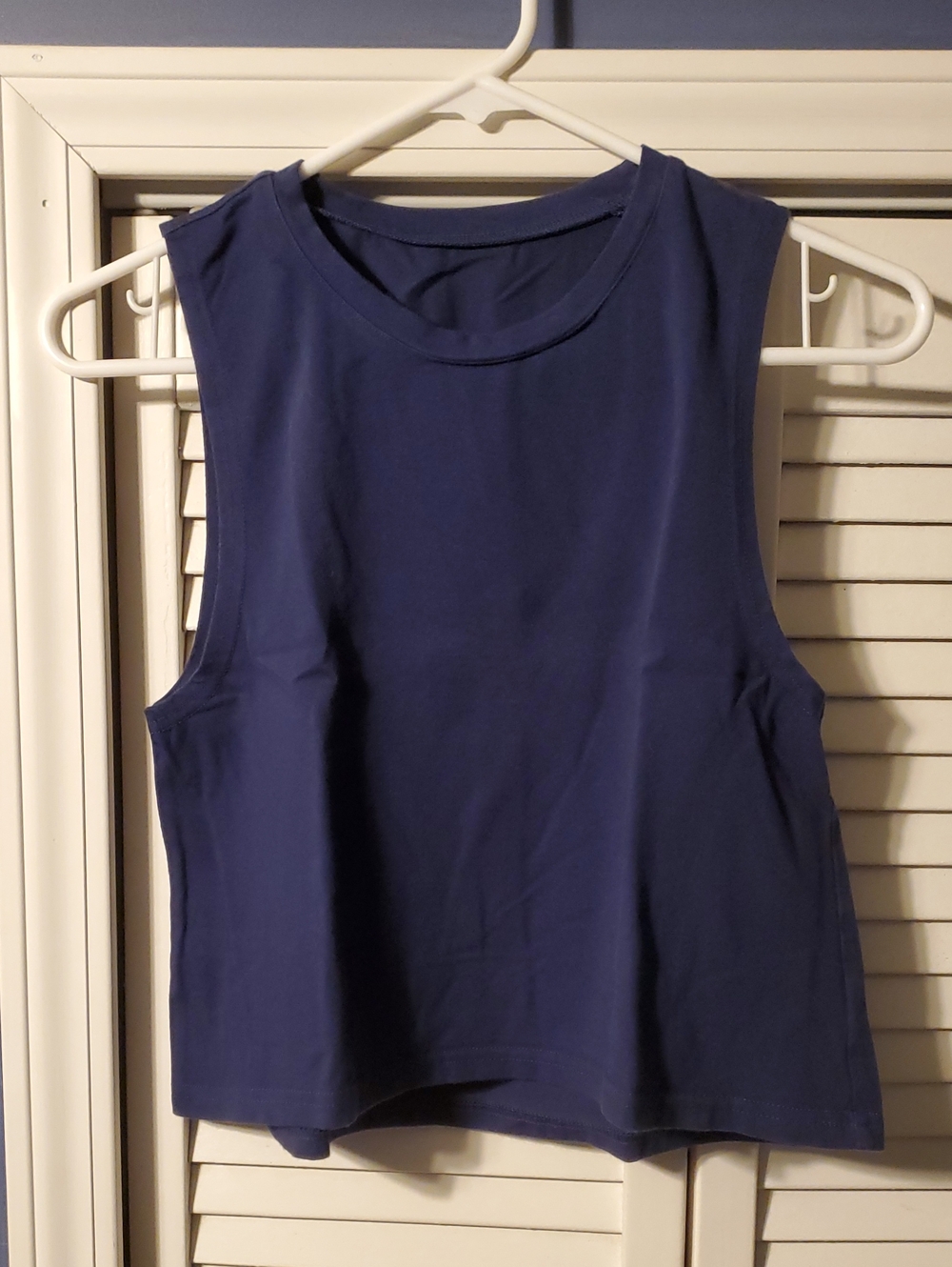 Classic Women's Sleeveless Crop Tank Top - Navy